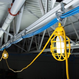 Industrial temporary string light