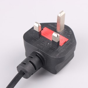 UK plug to IEC320 C7